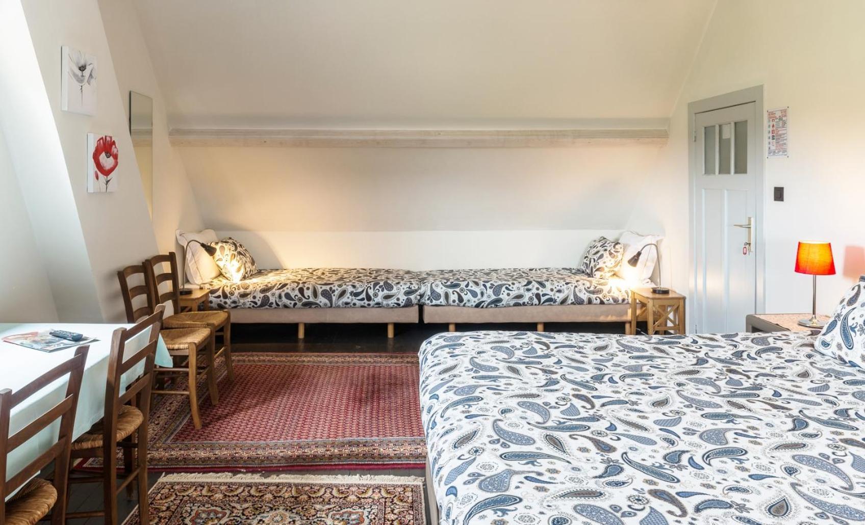 Hotel De Perenboom Belsele Habitación foto